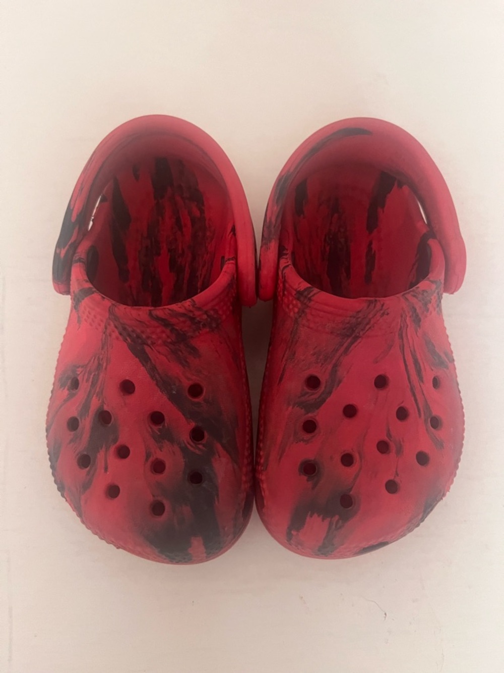 CROCS Red and Black Marbled baby size 6